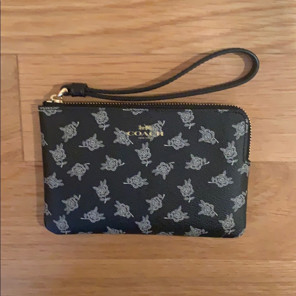 Wristlet